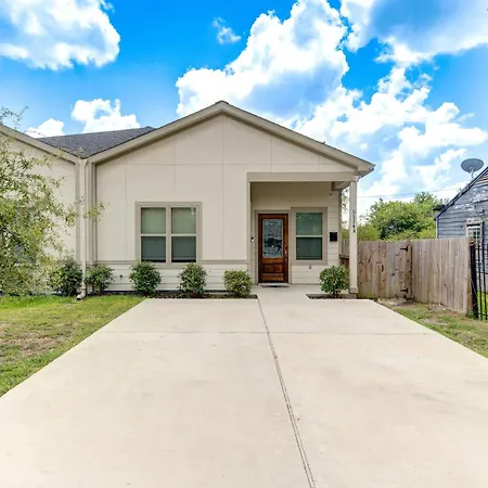 King Size Bed 3Br , Cozy Living Room Spacious Luxurious Home Houston